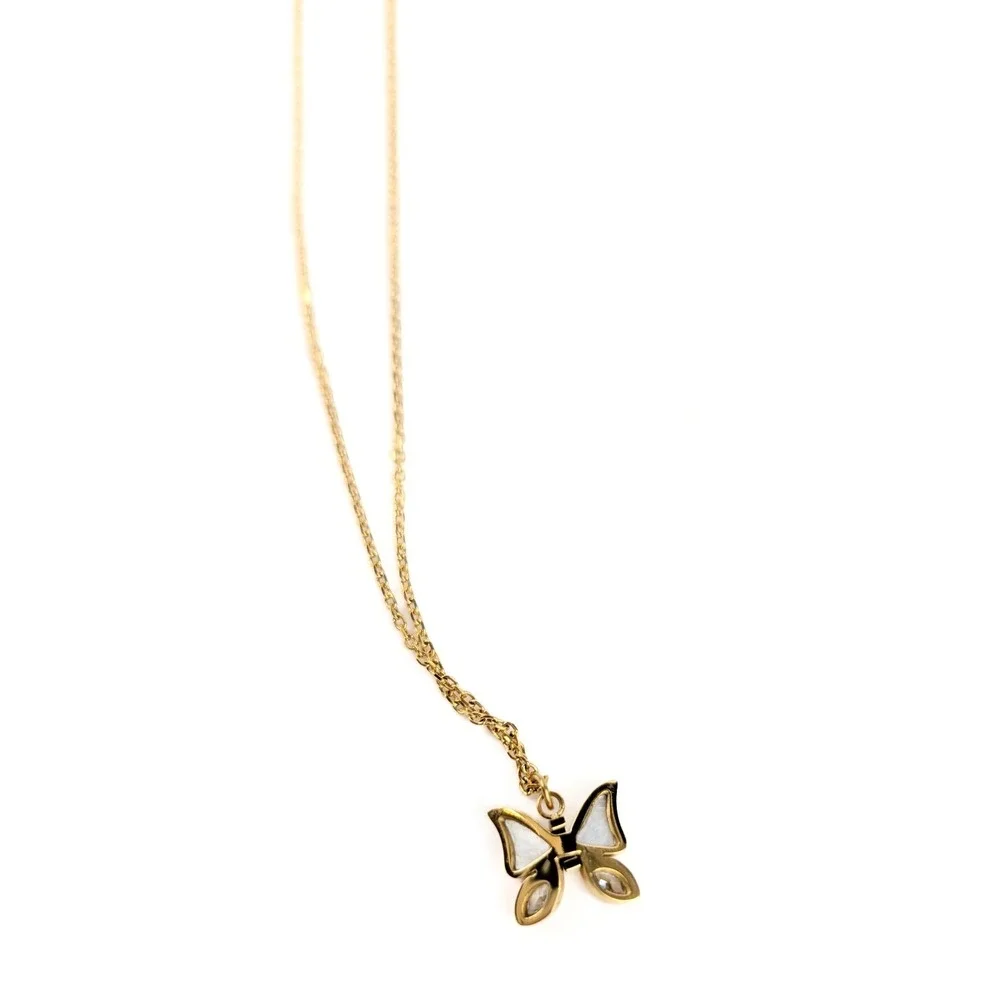 18 inch‎ 18K Gold Plated Chain Necklace with Mother of Pearl Butterfly Pendant